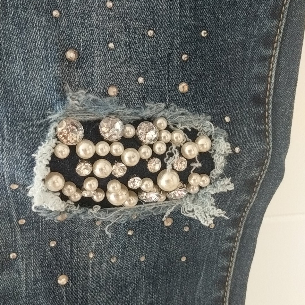 Pants - Picture 2 of 6